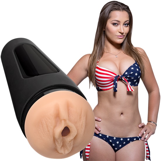 Main Squeeze Dani Daniels Pussy Stroker