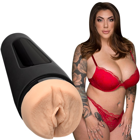 Main Squeeze @ana.lorde Pussy Stroker